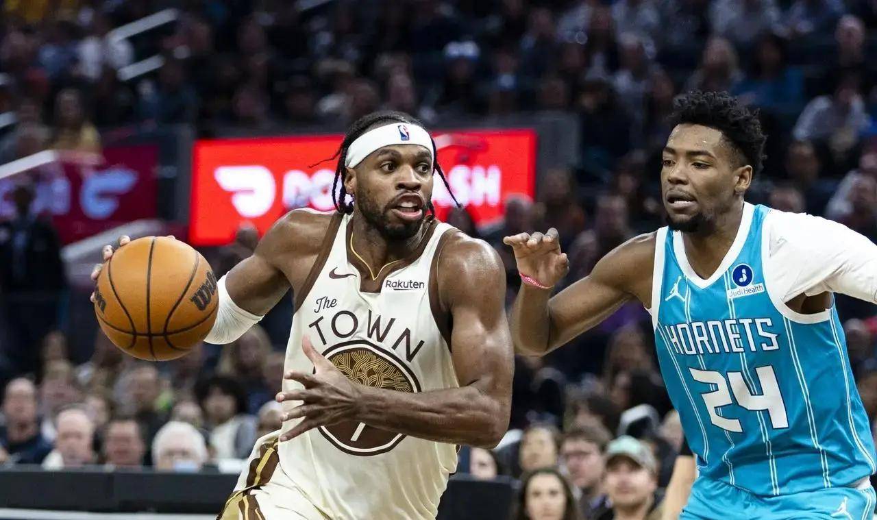 关于巴特勒连续十五场比赛得分超过赛况扑朔迷离,湖人挑战极限!的信息 关于巴特勒连续十五场比赛得分超过赛况扑朔迷离,湖人挑战极限!的信息