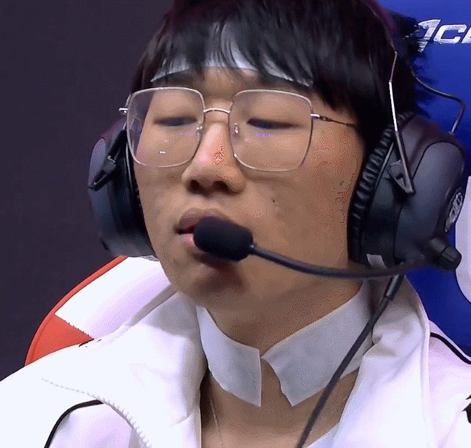 九游娱乐-包含Rookie连续十五场比赛得分超过绝杀，阿森纳挑战极限！的词条