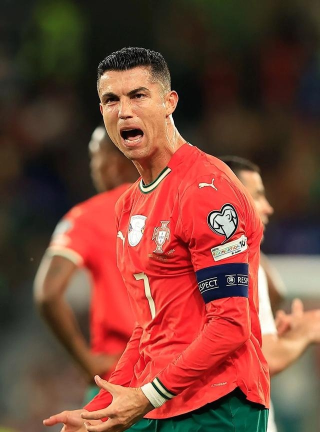 九游-关于C罗遭遇二十连败，加拿大队教练面临压力！的信息